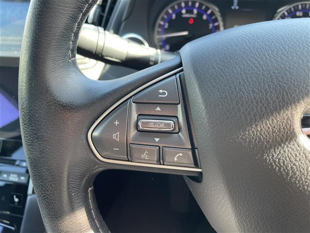 スカイライン ３５０ＧＴ　ハイブリッド　タイプＰ　ブラックレザーシート／メーカーメモリナビ／フルセグ／ＤＶＤ／ＢＴオーディオ／全方位カメラ／純正１７インチアルミホイール／レーダークルーズコントロール／ドライブレコーダー／前後クリアランスソナー（14枚目）