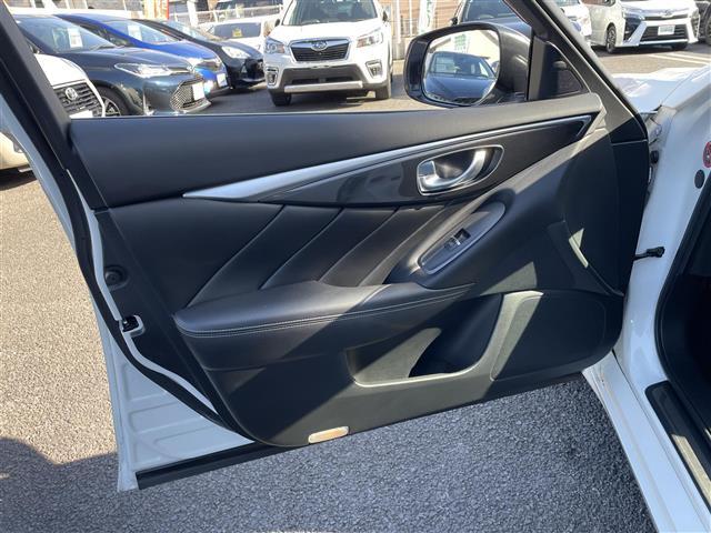 スカイライン ３５０ＧＴ　ハイブリッド　タイプＰ　ブラックレザーシート／メーカーメモリナビ／フルセグ／ＤＶＤ／ＢＴオーディオ／全方位カメラ／純正１７インチアルミホイール／レーダークルーズコントロール／ドライブレコーダー／前後クリアランスソナー（36枚目）