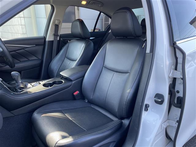 スカイライン ３５０ＧＴ　ハイブリッド　タイプＰ　ブラックレザーシート／メーカーメモリナビ／フルセグ／ＤＶＤ／ＢＴオーディオ／全方位カメラ／純正１７インチアルミホイール／レーダークルーズコントロール／ドライブレコーダー／前後クリアランスソナー（37枚目）