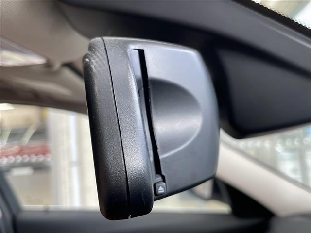 ３シリーズ ３１８ｉツーリング　ラグジュアリー　純正ナビ・Ｂｌｕｅｔｏｏｔｈ・ＣＤ／ＤＶＤ・バックモニター・ＥＴＣ・茶色レザーシート・パワーシート・シートヒーター・プッシュスタート・（21枚目）