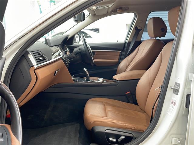３シリーズ ３１８ｉツーリング　ラグジュアリー　純正ナビ・Ｂｌｕｅｔｏｏｔｈ・ＣＤ／ＤＶＤ・バックモニター・ＥＴＣ・茶色レザーシート・パワーシート・シートヒーター・プッシュスタート・（26枚目）