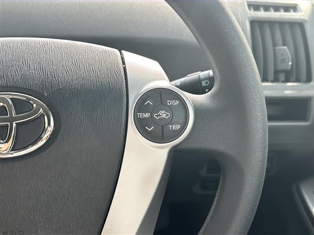 プリウスアルファ S 純正7インチナビ/TV/Bluetoothオーディオ/CD/DVD/バックカメラ/クルーズコントロール/スマートキー/オートライト/純正フロアマット(9枚目)