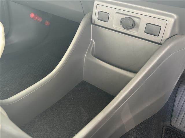 プリウスアルファ S 純正7インチナビ/TV/Bluetoothオーディオ/CD/DVD/バックカメラ/クルーズコントロール/スマートキー/オートライト/純正フロアマット(18枚目)