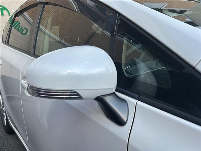 プリウスアルファ S 純正7インチナビ/TV/Bluetoothオーディオ/CD/DVD/バックカメラ/クルーズコントロール/スマートキー/オートライト/純正フロアマット(32枚目)