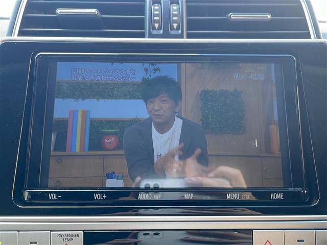 ランドクルーザープラド TX Lパッケージ 70thアニバーサリーリミテッド サンルーフ 純正9インチナビ フルセグナビ 茶レザー デジタルインナーミラー 360°ドライブレコーダー ETC トヨタセーフティーセンス ブラックルーフレール シートヒーター エアシート(5枚目)