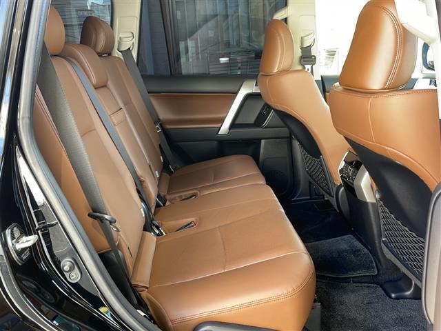 ランドクルーザープラド TX Lパッケージ 70thアニバーサリーリミテッド サンルーフ 純正9インチナビ フルセグナビ 茶レザー デジタルインナーミラー 360°ドライブレコーダー ETC トヨタセーフティーセンス ブラックルーフレール シートヒーター エアシート(12枚目)