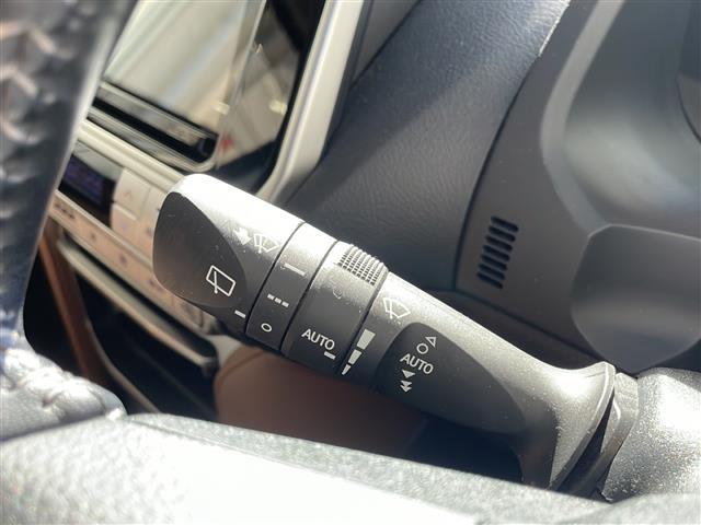 ランドクルーザープラド TX Lパッケージ 70thアニバーサリーリミテッド サンルーフ 純正9インチナビ フルセグナビ 茶レザー デジタルインナーミラー 360°ドライブレコーダー ETC トヨタセーフティーセンス ブラックルーフレール シートヒーター エアシート(20枚目)