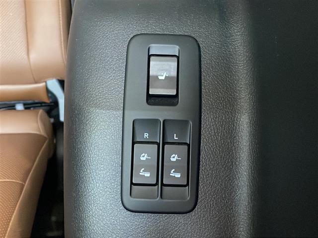 ランドクルーザープラド TX Lパッケージ 70thアニバーサリーリミテッド サンルーフ 純正9インチナビ フルセグナビ 茶レザー デジタルインナーミラー 360°ドライブレコーダー ETC トヨタセーフティーセンス ブラックルーフレール シートヒーター エアシート(32枚目)