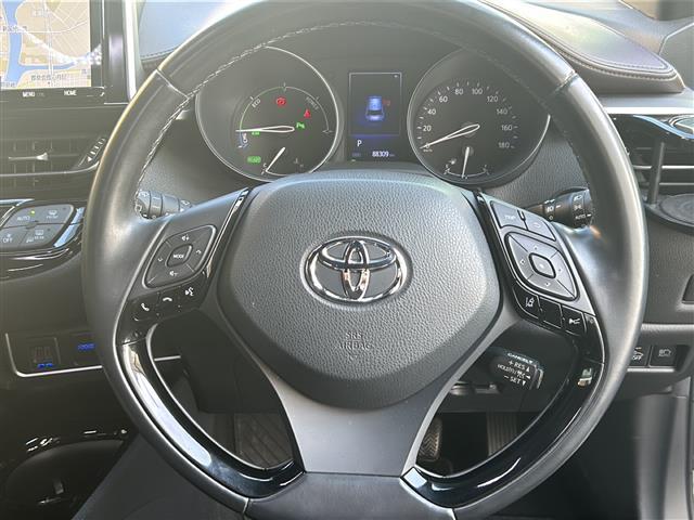 Ｃ－ＨＲ Ｇ　純正９インチナビ・バックモニター・トヨタセーフティセンス・ＥＴＣ・ドラレコ・ハーフレザーシート・シートヒーター・ＬＥＤヘッドライト・シーケンシャルウインカー（12枚目）