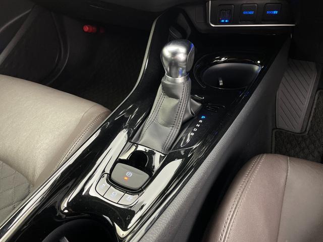 Ｃ－ＨＲ Ｇ　純正９インチナビ・バックモニター・トヨタセーフティセンス・ＥＴＣ・ドラレコ・ハーフレザーシート・シートヒーター・ＬＥＤヘッドライト・シーケンシャルウインカー（18枚目）