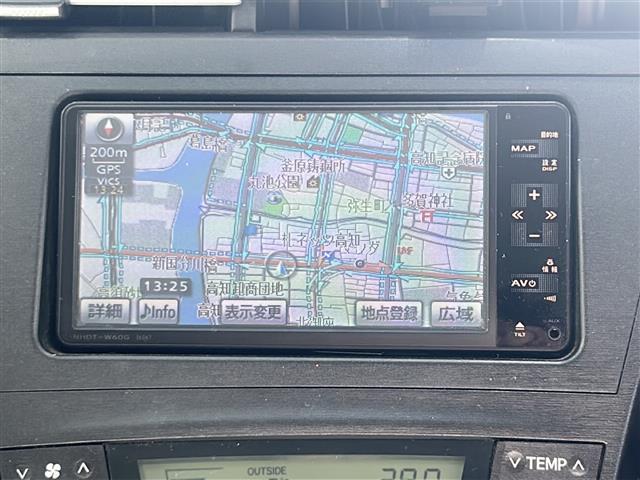 プリウス Ｓ　ＬＥＤエディション　純正ナビ・ＬＥＤヘッドライト（2枚目）