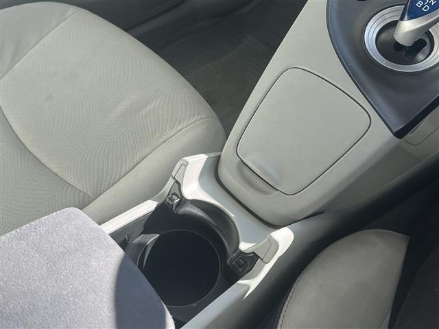 プリウス Ｓ　ＬＥＤエディション　純正ナビ・ＬＥＤヘッドライト（20枚目）