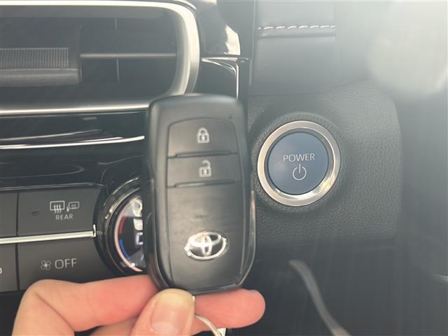 アクア Ｚ　純正１０．５インチナビ・フルセグＴＶ・Ｂｌｕｅｔｏｏｔｈ・パノラマモニター・トヨタセーフティセンス・ＥＴＣ・前後コーナーセンサー・クルーズコントロール・ＬＥＤヘッドライト・ハーフレザー・シートヒーター（10枚目）