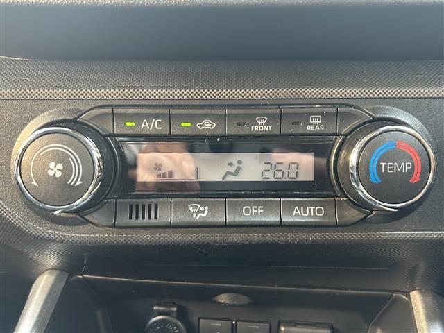 ロッキー プレミアム 9インチナビ・バックモニター・ETC・前席シートヒーター・プッシュスタート(18枚目)