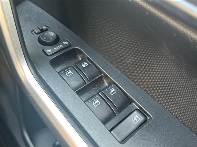 ロッキー プレミアム 9インチナビ・バックモニター・ETC・前席シートヒーター・プッシュスタート(21枚目)