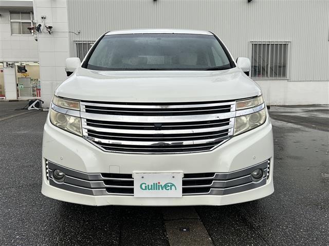 エルグランド ライダー 白本革シート マニュアルシート ☆4WD☆スマートキー×2☆パワースライドドア☆レザーシート☆アラウンドビューモニター☆メーカーオプションHDDナビ☆DVD/MSV/フルセグTV/USB☆純正フリップダウンモニター☆ETC(2枚目)