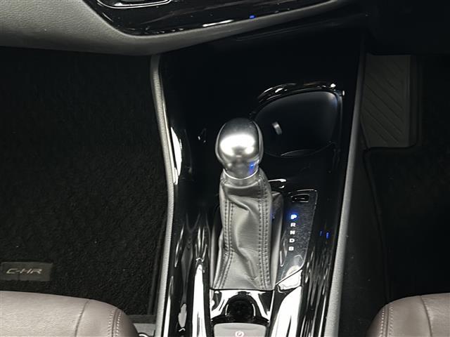 C-HR G スマートキー ハーフレザーシート 衝突軽減ブレーキ 純正メモリーナビ フルセグTV/DVD/Bluetooth ビルトETC2.0 バックカメラ ACC 前席シートヒーター☆LED 前後ドラレコ(11枚目)