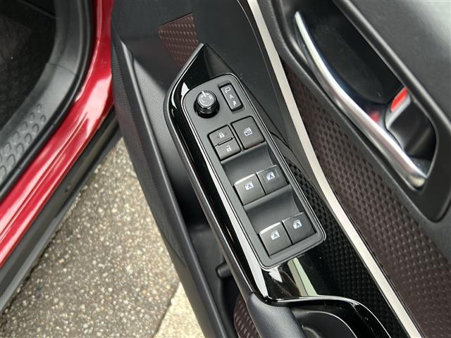 C-HR G スマートキー ハーフレザーシート 衝突軽減ブレーキ 純正メモリーナビ フルセグTV/DVD/Bluetooth ビルトETC2.0 バックカメラ ACC 前席シートヒーター☆LED 前後ドラレコ(21枚目)