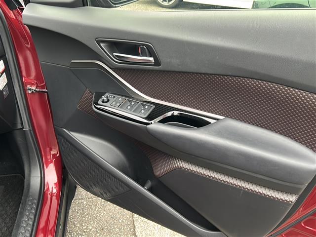 C-HR G スマートキー ハーフレザーシート 衝突軽減ブレーキ 純正メモリーナビ フルセグTV/DVD/Bluetooth ビルトETC2.0 バックカメラ ACC 前席シートヒーター☆LED 前後ドラレコ(22枚目)