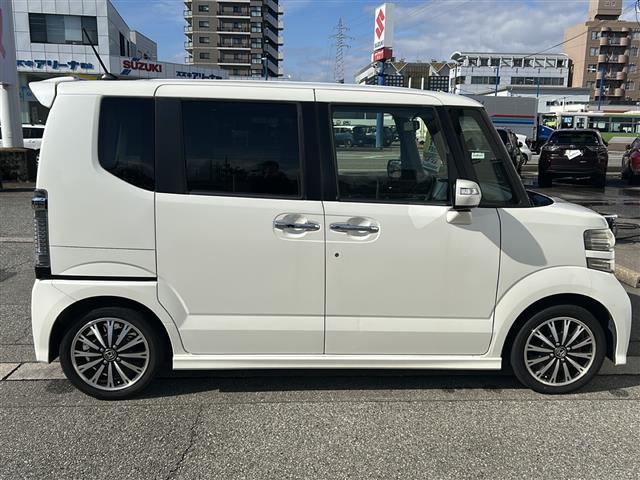 Ｎ－ＢＯＸカスタム Ｇ・ターボＬパッケージ　☆ワンオーナー☆両側パースライドドア☆スマートキー×２☆社外メモリーナビ（ＡＩＣ－ＺＨ０９９９Ｌ）☆ＤＶＤ／ＭＳＶ／ＢＴ／デジタルＴＶ☆ＥＴＣ☆純正フルエアロ☆皮巻きステアリング☆ステアリングスイッチ（18枚目）