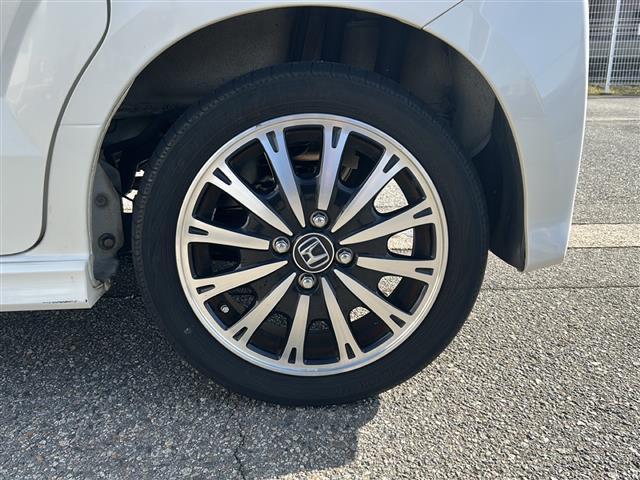 Ｎ－ＢＯＸカスタム Ｇ・ターボＬパッケージ　☆ワンオーナー☆両側パースライドドア☆スマートキー×２☆社外メモリーナビ（ＡＩＣ－ＺＨ０９９９Ｌ）☆ＤＶＤ／ＭＳＶ／ＢＴ／デジタルＴＶ☆ＥＴＣ☆純正フルエアロ☆皮巻きステアリング☆ステアリングスイッチ（24枚目）