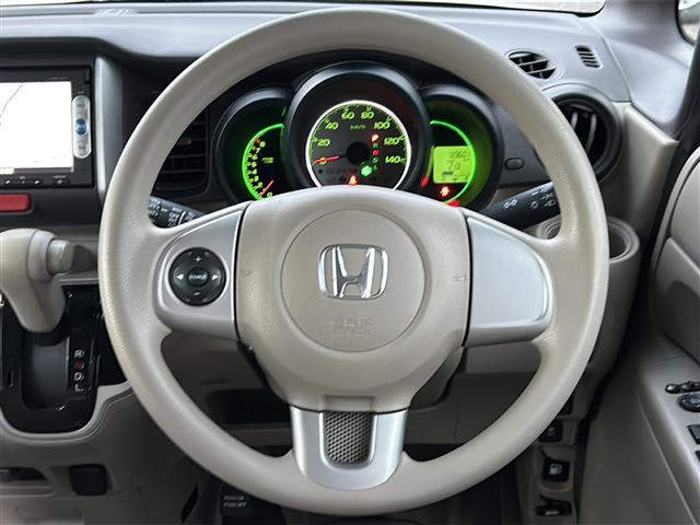 N-BOX G・Lパッケージ スマートキー2本 両側パワースライドドア 純正メモリーナビ(VXM-155C) Bluetooth/CD ETC2.0 バックカメラ 純正フロアマット ドアバイザー ステアリングスイッチ(2枚目)