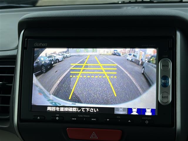 N-BOX G・Lパッケージ スマートキー2本 両側パワースライドドア 純正メモリーナビ(VXM-155C) Bluetooth/CD ETC2.0 バックカメラ 純正フロアマット ドアバイザー ステアリングスイッチ(4枚目)