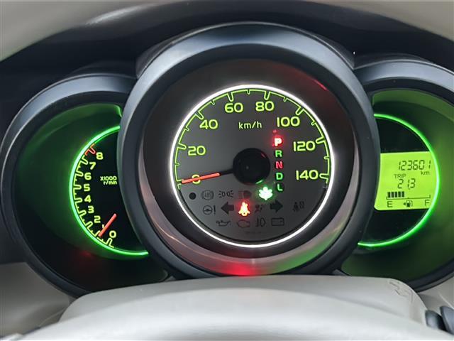 N-BOX G・Lパッケージ スマートキー2本 両側パワースライドドア 純正メモリーナビ(VXM-155C) Bluetooth/CD ETC2.0 バックカメラ 純正フロアマット ドアバイザー ステアリングスイッチ(5枚目)