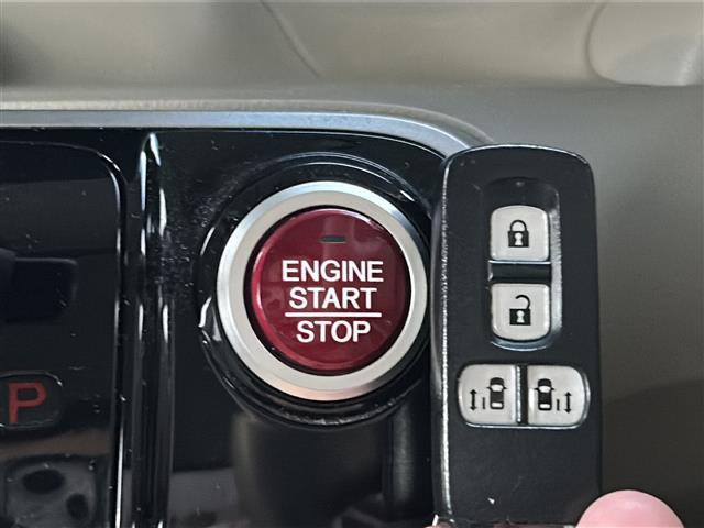 N-BOX G・Lパッケージ スマートキー2本 両側パワースライドドア 純正メモリーナビ(VXM-155C) Bluetooth/CD ETC2.0 バックカメラ 純正フロアマット ドアバイザー ステアリングスイッチ(8枚目)