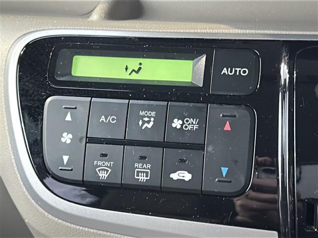 N-BOX G・Lパッケージ スマートキー2本 両側パワースライドドア 純正メモリーナビ(VXM-155C) Bluetooth/CD ETC2.0 バックカメラ 純正フロアマット ドアバイザー ステアリングスイッチ(10枚目)