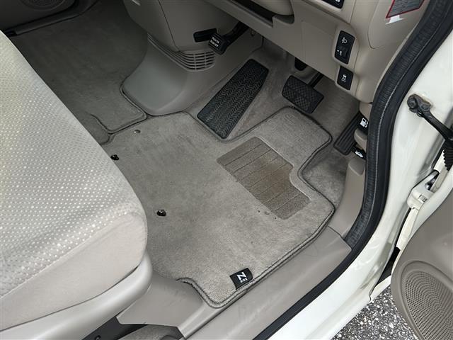 N-BOX G・Lパッケージ スマートキー2本 両側パワースライドドア 純正メモリーナビ(VXM-155C) Bluetooth/CD ETC2.0 バックカメラ 純正フロアマット ドアバイザー ステアリングスイッチ(16枚目)