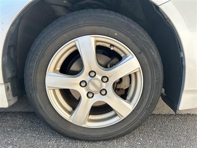 プリウス Ｌ　スマートキー　純正ＨＤＤナビ（ＮＨＺＮ－Ｗ５９Ｇ）　フルセグＴＶ　ＣＤ／ＤＶＤ再生　Ｂｌｕｅｔｏｏｔｈ　純正フロアマット　純正ドアバイザー　電格ウィンカーミラー　オートライト☆ヘッドライトレベライザー（36枚目）