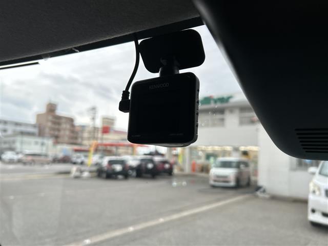 ムーヴキャンバス Ｇホワイトアクセントリミテッド　ＳＡＩＩＩ　☆スマートキー☆両側パワスラ☆全周囲カメラ☆社外メモリーナビ☆ＤＶＤ／ＭＳＶ／フルセグＴＶ／ＨＤＭＩ／ハンズフリー☆ＥＴＣ☆リモコンエンジンスターター☆プッシュスタート☆衝突安全ブレーキ（21枚目）