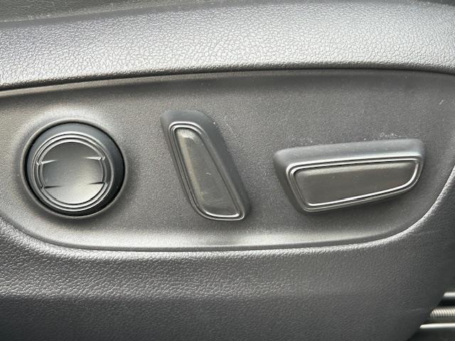 ハリアー Ｇ　☆ワンオーナー☆スマートキー×２☆ハーフレザーシート☆純正ディスプレオーディオ☆Ａｐｐｌｅ　ＣａｒＰｌａｙ／Ａｎｄｒｏｉｄ　Ａｕｔｏ☆ＡＵＸ／ＵＳＢ／ＢＴ☆バックカメラ☆デジタルインナーミラー（25枚目）