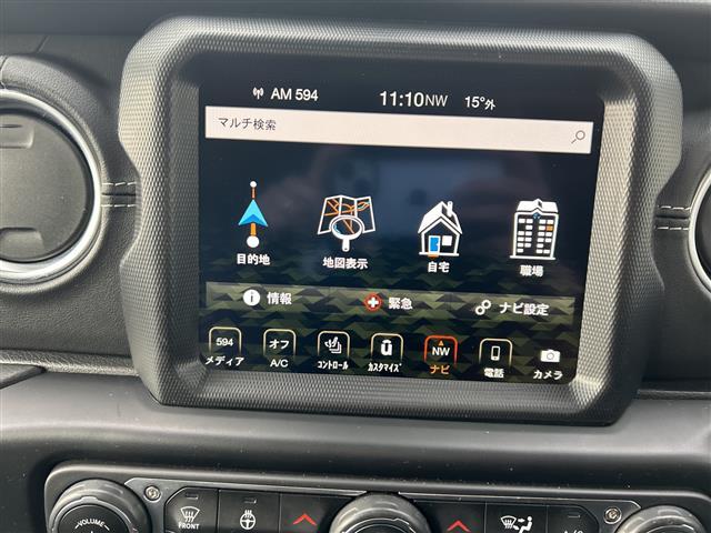 ジープ・ラングラーアンリミテッド サハラ　☆ワンオーナー☆４ＷＤ☆レザーシート☆ＦＲカメラ☆ステップ☆スマートキー×２☆メーカーオプションナビ☆ＵＳＢ／ＡＵＸ☆ＥＴＣ２．０☆前席シートヒーター☆プッシュスタート☆ＬＥＤヘッドライト（4枚目）