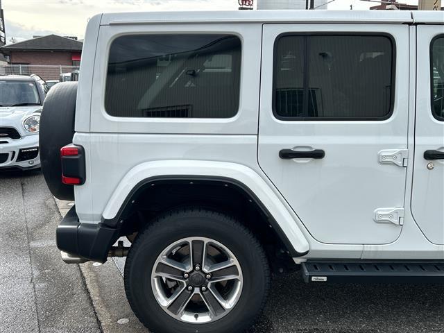 ジープ・ラングラーアンリミテッド サハラ　☆ワンオーナー☆４ＷＤ☆レザーシート☆ＦＲカメラ☆ステップ☆スマートキー×２☆メーカーオプションナビ☆ＵＳＢ／ＡＵＸ☆ＥＴＣ２．０☆前席シートヒーター☆プッシュスタート☆ＬＥＤヘッドライト（22枚目）