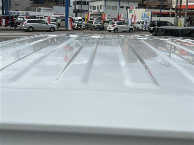 ジープ・ラングラーアンリミテッド サハラ　☆ワンオーナー☆４ＷＤ☆レザーシート☆ＦＲカメラ☆ステップ☆スマートキー×２☆メーカーオプションナビ☆ＵＳＢ／ＡＵＸ☆ＥＴＣ２．０☆前席シートヒーター☆プッシュスタート☆ＬＥＤヘッドライト（25枚目）