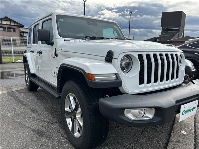ジープ・ラングラーアンリミテッド サハラ　☆ワンオーナー☆４ＷＤ☆レザーシート☆ＦＲカメラ☆ステップ☆スマートキー×２☆メーカーオプションナビ☆ＵＳＢ／ＡＵＸ☆ＥＴＣ２．０☆前席シートヒーター☆プッシュスタート☆ＬＥＤヘッドライト（37枚目）