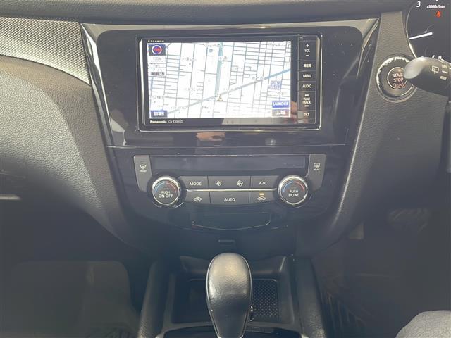 エクストレイル ２０Ｘ　社外ナビ　ＣＮ－Ｒ３００ＷＤ　フルセグテレビ　ＣＤ　ＤＶＤ　ＳＤ　ＢＴ　ＵＳＢ　ラジオ　前席シートヒーター　４ＷＤｌｏｃｋ切替機能　ヒルディセントコントロール　アイドリングストップ（7枚目）