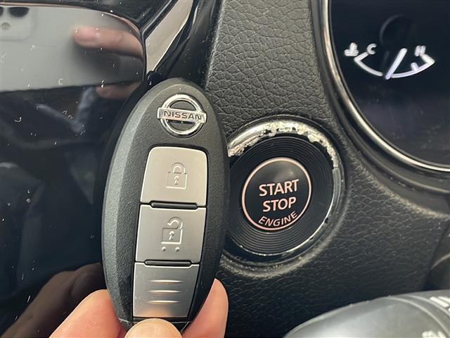 エクストレイル ２０Ｘ　社外ナビ　ＣＮ－Ｒ３００ＷＤ　フルセグテレビ　ＣＤ　ＤＶＤ　ＳＤ　ＢＴ　ＵＳＢ　ラジオ　前席シートヒーター　４ＷＤｌｏｃｋ切替機能　ヒルディセントコントロール　アイドリングストップ（9枚目）