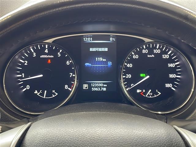 エクストレイル ２０Ｘ　社外ナビ　ＣＮ－Ｒ３００ＷＤ　フルセグテレビ　ＣＤ　ＤＶＤ　ＳＤ　ＢＴ　ＵＳＢ　ラジオ　前席シートヒーター　４ＷＤｌｏｃｋ切替機能　ヒルディセントコントロール　アイドリングストップ（11枚目）