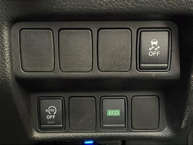 エクストレイル ２０Ｘ　社外ナビ　ＣＮ－Ｒ３００ＷＤ　フルセグテレビ　ＣＤ　ＤＶＤ　ＳＤ　ＢＴ　ＵＳＢ　ラジオ　前席シートヒーター　４ＷＤｌｏｃｋ切替機能　ヒルディセントコントロール　アイドリングストップ（15枚目）