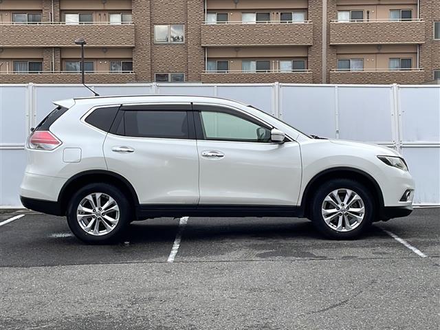 エクストレイル ２０Ｘ　社外ナビ　ＣＮ－Ｒ３００ＷＤ　フルセグテレビ　ＣＤ　ＤＶＤ　ＳＤ　ＢＴ　ＵＳＢ　ラジオ　前席シートヒーター　４ＷＤｌｏｃｋ切替機能　ヒルディセントコントロール　アイドリングストップ（32枚目）