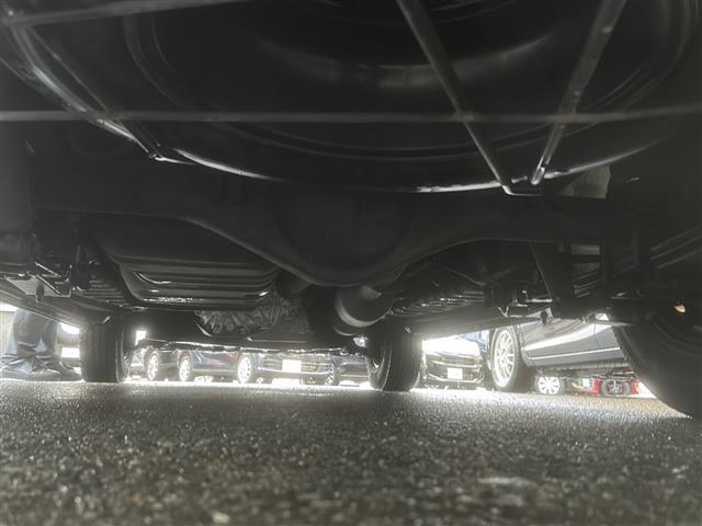 ハイエースバン スーパーGL 50TH アニバーサリーリミテッド 4WD☆ディーゼルターボ 衝突軽減装置 純正ナビTV/CD/DVD/ラジオ/Bluetooth バックカメラ ワンオーナー 両側パワースライドドア オートエアコン 横滑り防止(41枚目)