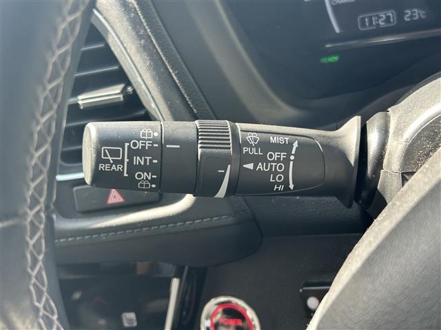 ヴェゼル ハイブリッドＺ・ホンダセンシング　純正メモリナビ　ＣＤ　ＤＶＤ　ＳＤ　ＵＳＢ　ＢＴ　フルセグ　バックカメラ　ビルトインＥＴＣ　ステアリングスイッチ　パドルシフト　前席シートヒーター　前方ドライブレコーダー　ＬＥＤヘッドライト（9枚目）