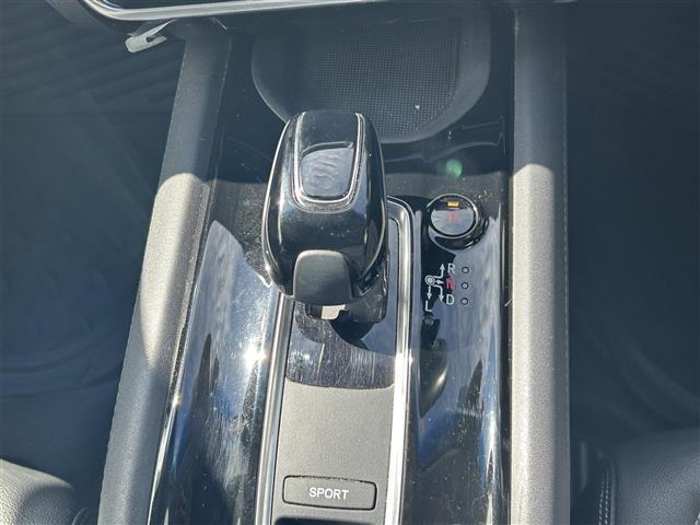 ヴェゼル ハイブリッドＺ・ホンダセンシング　純正メモリナビ　ＣＤ　ＤＶＤ　ＳＤ　ＵＳＢ　ＢＴ　フルセグ　バックカメラ　ビルトインＥＴＣ　ステアリングスイッチ　パドルシフト　前席シートヒーター　前方ドライブレコーダー　ＬＥＤヘッドライト（18枚目）