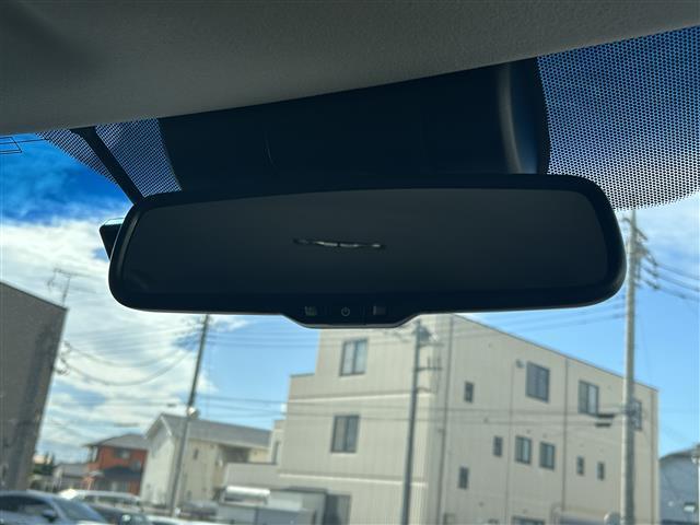 ヴェゼル ハイブリッドＺ・ホンダセンシング　純正メモリナビ　ＣＤ　ＤＶＤ　ＳＤ　ＵＳＢ　ＢＴ　フルセグ　バックカメラ　ビルトインＥＴＣ　ステアリングスイッチ　パドルシフト　前席シートヒーター　前方ドライブレコーダー　ＬＥＤヘッドライト（25枚目）