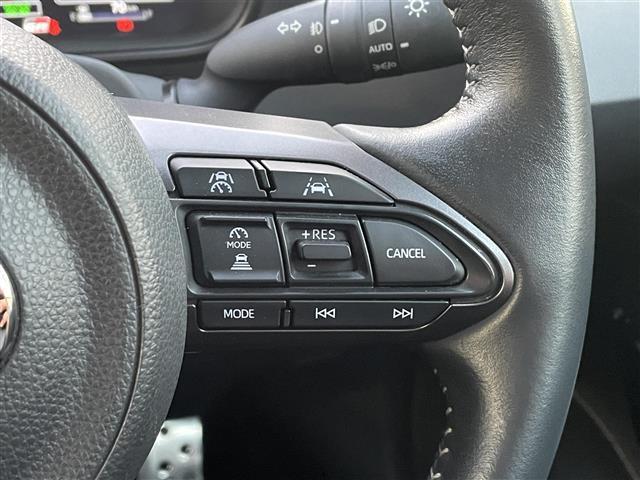 ＧＲカローラ ＲＺ　純正ディスプレイ　ナビ　ＢＴ　フルセグ　Ｍｉｒａｃａｓｔ　バックカメラ　ビルトインＥＴＣ　ＬＥＤヘッドライト　フォグライト　ＳＡＲＤフロント　ＳＡＲＤフェンダー　ＳＡＲＤサイド　ＳＡＲＤリアウィング（15枚目）