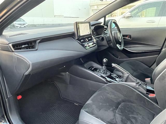 ＧＲカローラ ＲＺ　純正ディスプレイ　ナビ　ＢＴ　フルセグ　Ｍｉｒａｃａｓｔ　バックカメラ　ビルトインＥＴＣ　ＬＥＤヘッドライト　フォグライト　ＳＡＲＤフロント　ＳＡＲＤフェンダー　ＳＡＲＤサイド　ＳＡＲＤリアウィング（29枚目）