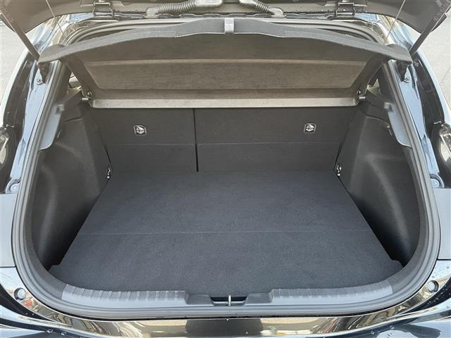 ＧＲカローラ ＲＺ　純正ディスプレイ　ナビ　ＢＴ　フルセグ　Ｍｉｒａｃａｓｔ　バックカメラ　ビルトインＥＴＣ　ＬＥＤヘッドライト　フォグライト　ＳＡＲＤフロント　ＳＡＲＤフェンダー　ＳＡＲＤサイド　ＳＡＲＤリアウィング（33枚目）